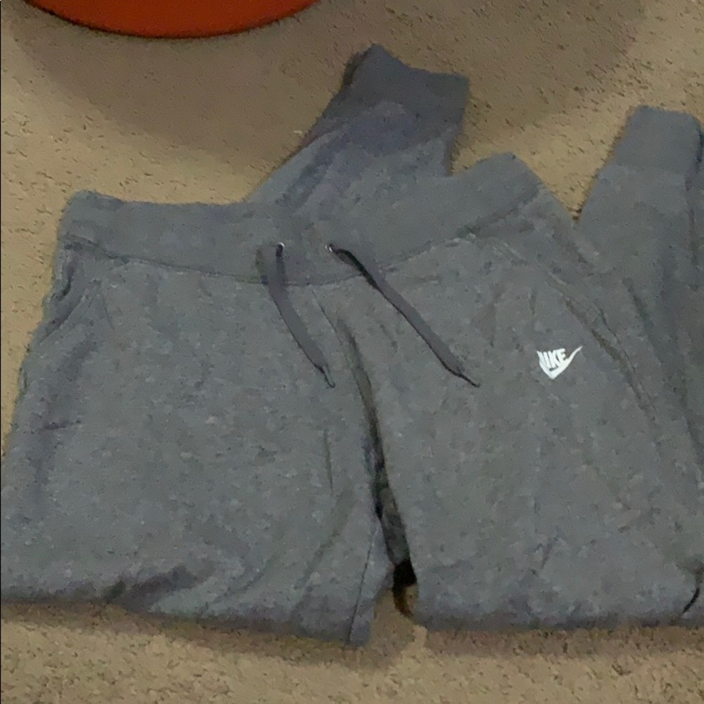 Women Nike sweats